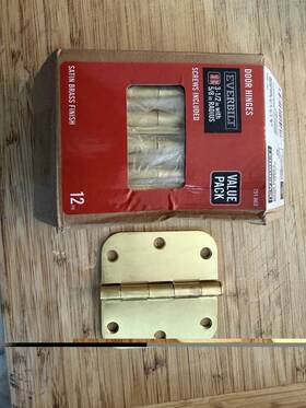 751868 Everbilt Satin Brass Door Hinges 3.5 In Radius 12 Pack Internal Doors