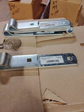 Hillman 008236913002 6 Inch Gate Hinge Strap Zinc-plated
