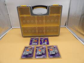 851741 Hillman 3 2-1/2 Inch Broad Butt Hinges And 2 Light Hinge Strap Case