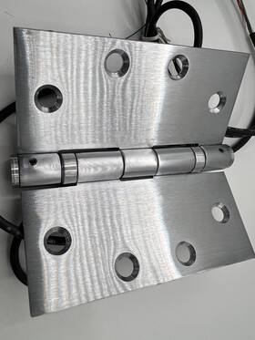 St-4545el4w Pinnacle Hardware Supply 4 Wire Electricfied Steel Hinge Us26d 4.5 Inch