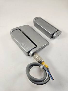 Ab050c-ksm Pizzato Saftey Hinge Switches Hp