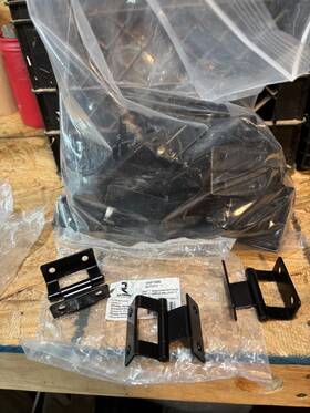120213290 Richelieu 773199287346 62 New Black Hinge Inch T 50mm H X 16mm Bent O3