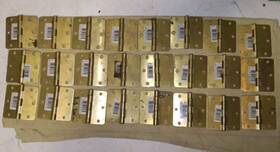 08-3025 Stanley 033923058131 3 1/2 Inch 88 Mm Door Hinge Heavy Duty Brass
