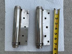 35984 Ultra Hardware Pair Of Self Closing Spring Hinges