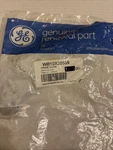 WB10X20539-WB10X21659 Range Door Hinge, Genuine Oem Factory Certified Parts.. Fixed Price $32.88.