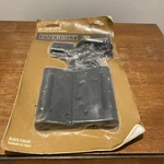 Everbilt Self Closing Gate Kit Black. Fixed Price $29.99.